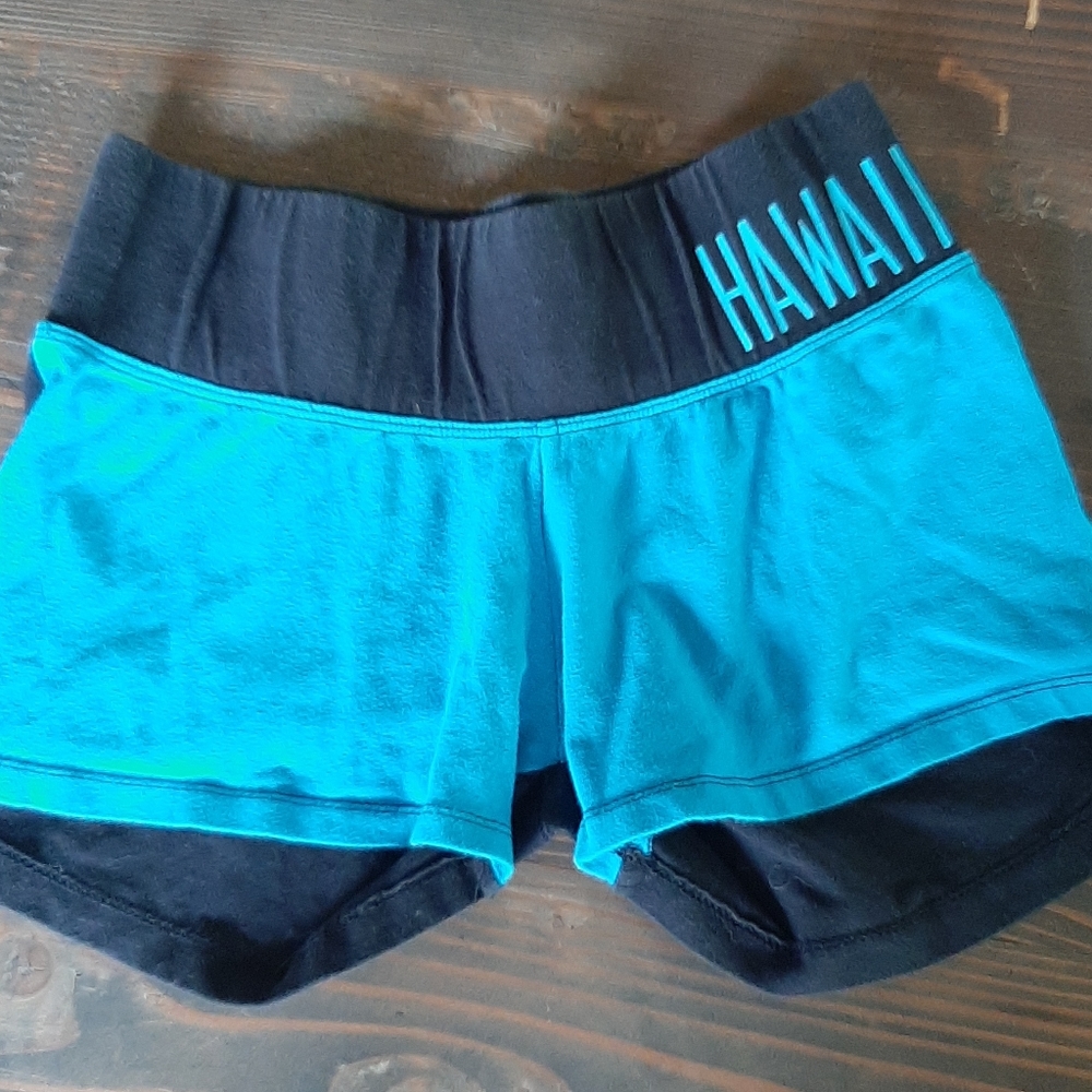 Shorty shorts